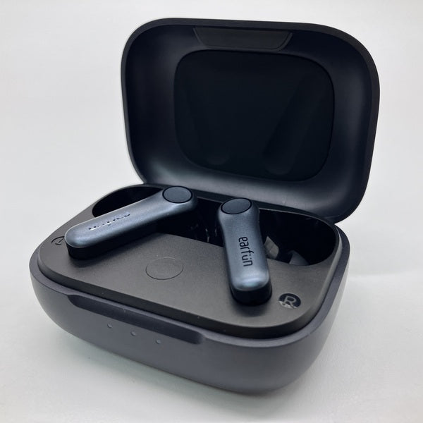 【中古】Air Pro 4 - Black【日本橋】