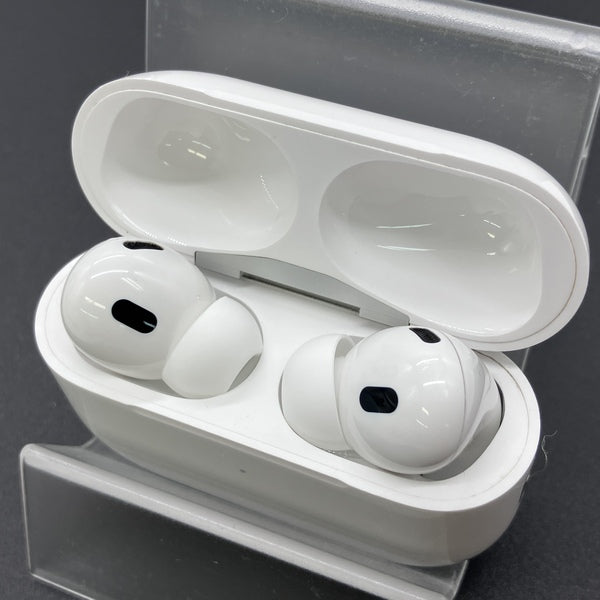 【中古】MagSafe充電ケース(USB-C)付きAirPods Pro(第2世代) MTJV3JA【秋葉原】