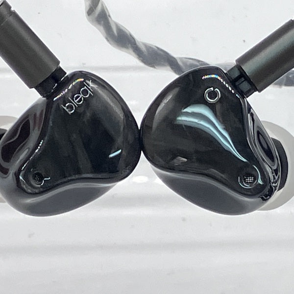 【中古】bleqk Lowmaster【秋葉原】