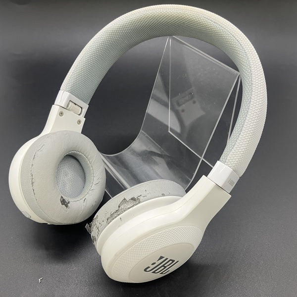 【中古】E45BT ホワイト 【JBLE45BTWHT】【秋葉原】