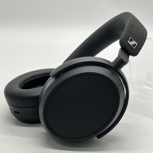 【中古】MOMENTUM 4 Wireless ブラック 【M4AEBT BLACK】【秋葉原】