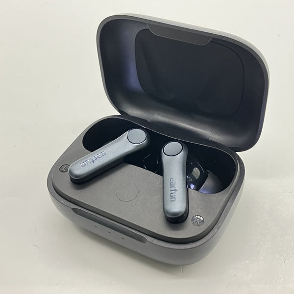 【中古】Air Pro 4 - Black【日本橋】