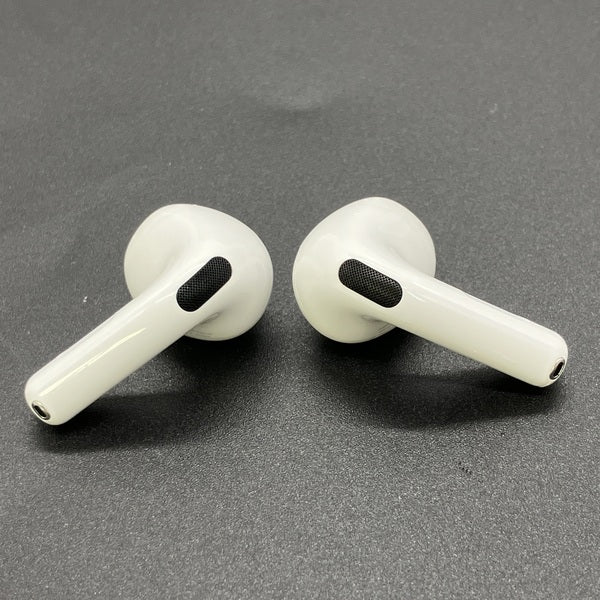 【中古】AirPods 4 MXP93J/A（アクティブノイズキャンセリング搭載）【秋葉原】