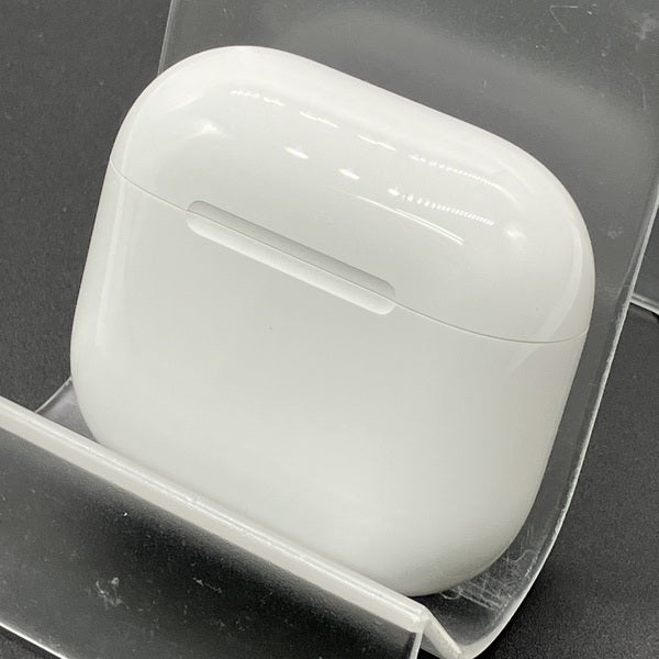 【中古】AirPods 4 MXP93J/A（アクティブノイズキャンセリング搭載）【日本橋】
