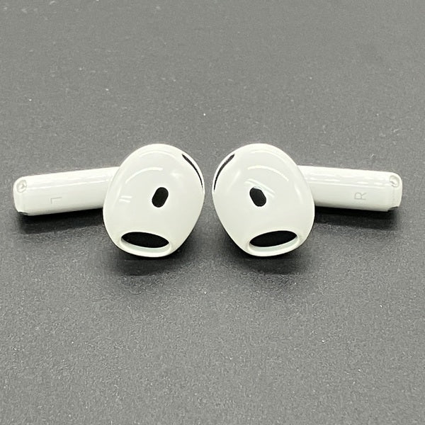 【中古】AirPods 4 MXP93J/A（アクティブノイズキャンセリング搭載）【日本橋】