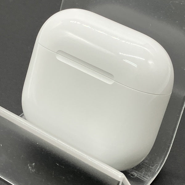 【中古】AirPods 4 MXP93J/A（アクティブノイズキャンセリング搭載）【日本橋】