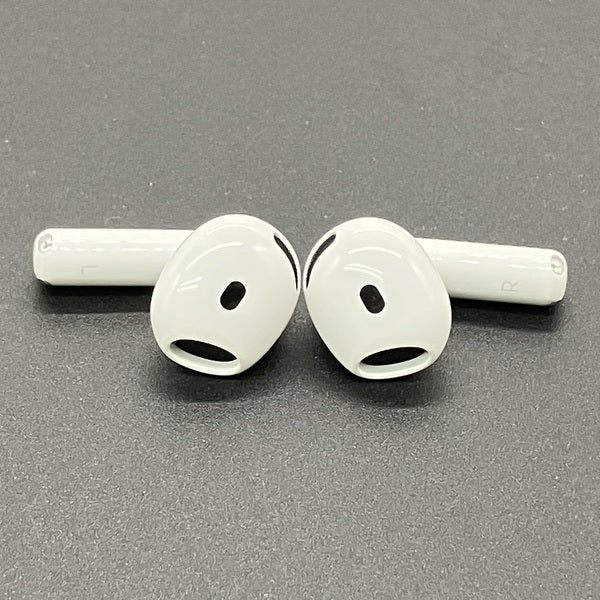 【中古】AirPods 4 MXP93J/A（アクティブノイズキャンセリング搭載）【日本橋】