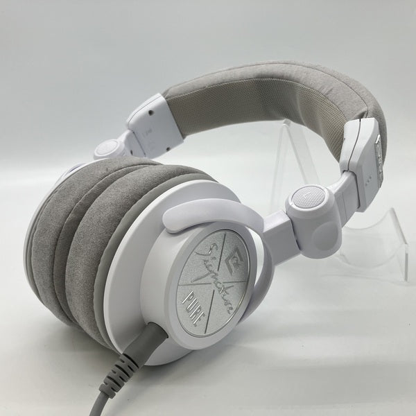 【中古】Signature PURE WHITE 【ULT-SIG-PURE-WHT】【名古屋】
