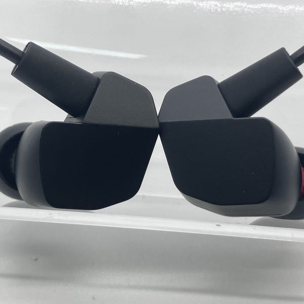 【中古】VR3000 for Gaming 【FI-VR3DPLMB】【秋葉原】