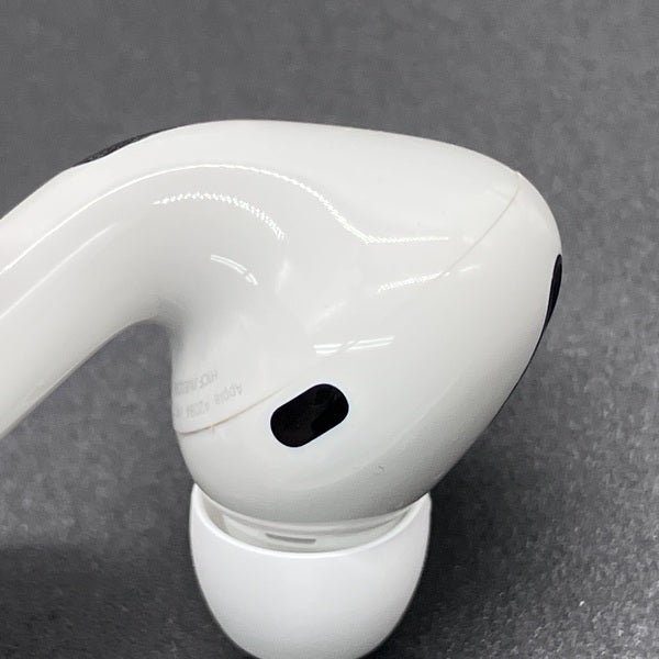 【中古】AirPods Pro MWP22J/A【日本橋】