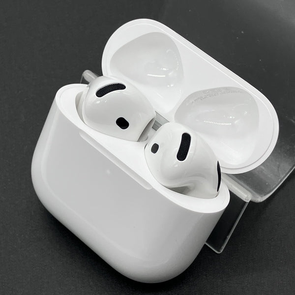 【中古】AirPods 4 MXP93J/A（アクティブノイズキャンセリング搭載）【日本橋】