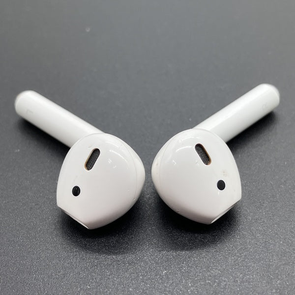 【中古】AirPods with Wireless Charging Case  MRXJ2J/A【秋葉原】