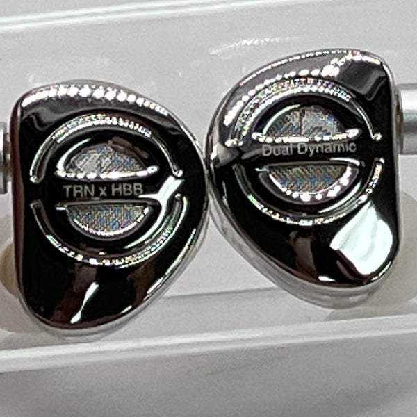 【中古】TRN MT4 Pro【秋葉原】