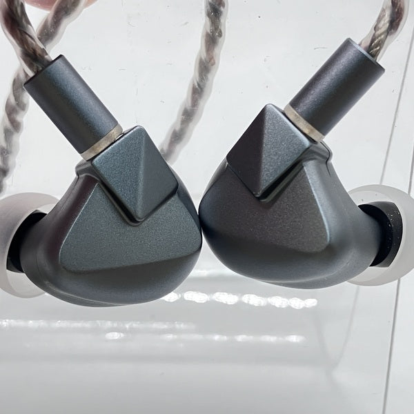 【中古】S12 Ultra - Gunmetal Grey【秋葉原】