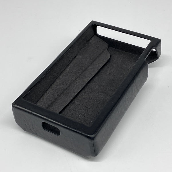 【中古】KANN MAX Case Black 【IRV-AK-KANN-MAX-CASE-BLK】【名古屋】