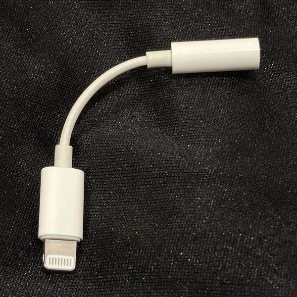 【中古】Lightning - 3.5 mmヘッドフォンジャックアダプタ【名古屋】