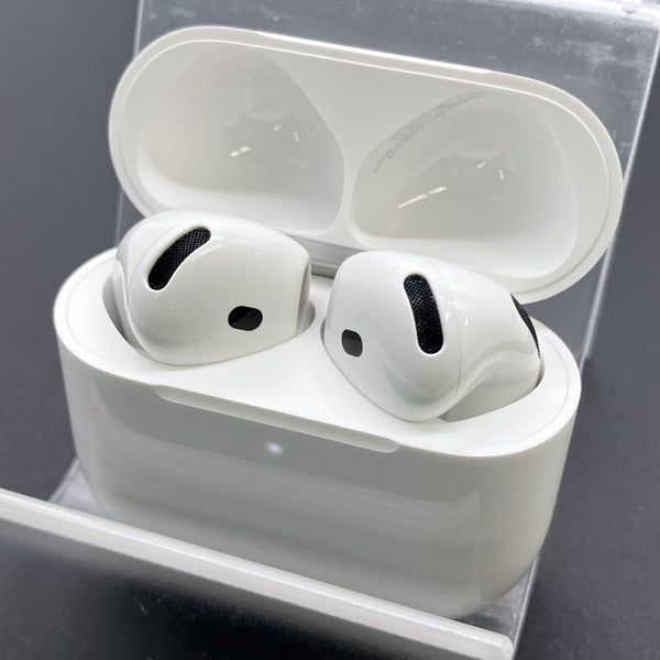 【中古】AirPods 4 MXP93J/A（アクティブノイズキャンセリング搭載）【日本橋】