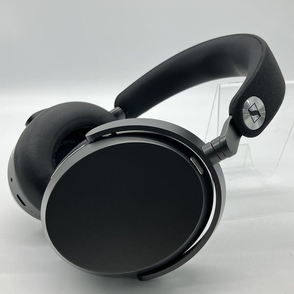 【中古】MOMENTUM 5 Wireless Black 【800078】【秋葉原】