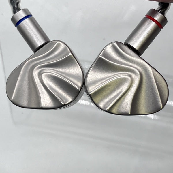 【中古】iBasso Jr. Cookie Ti Matte【日本橋】