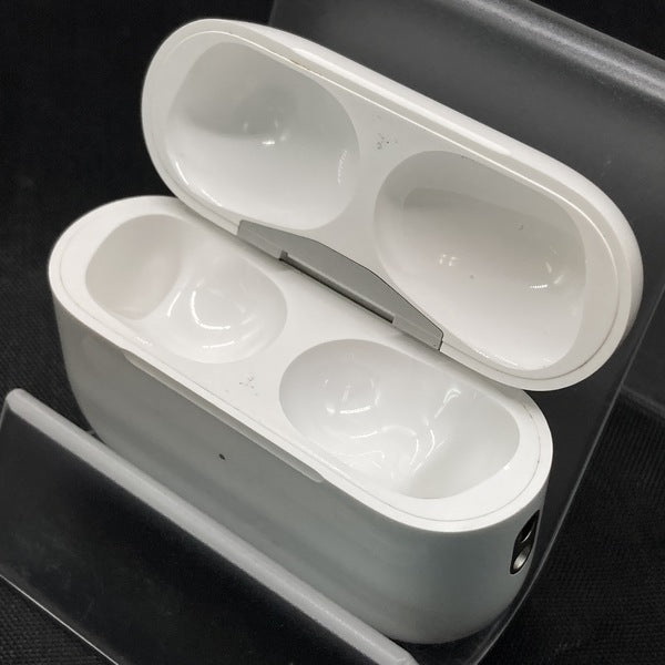 【中古】AirPods Pro (第2世代) MagSafe充電ケース(USB-C)【名古屋】
