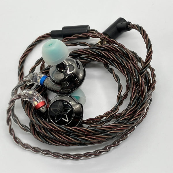 【中古】FH11 Black 【FIO-IEM-FH11-B】【秋葉原】