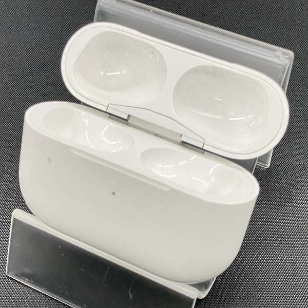 【中古】AirPods Pro 充電ケース(MagSafe)【秋葉原】
