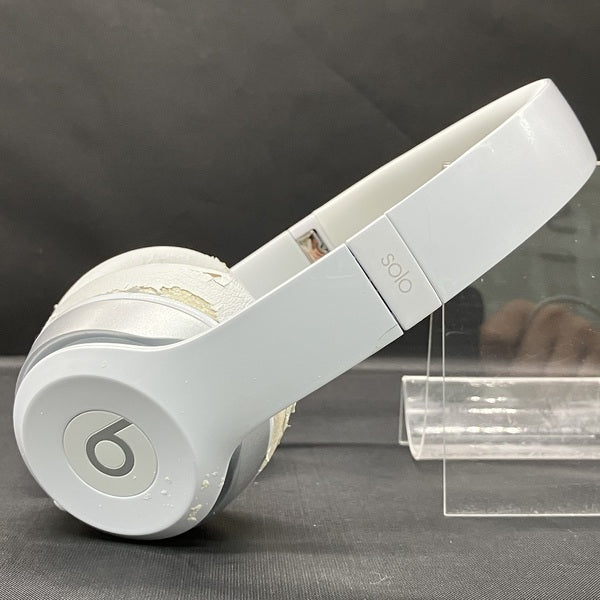 【中古】Solo2 ワイヤレスオンイヤーヘッドフォン - ホワイト【秋葉原】