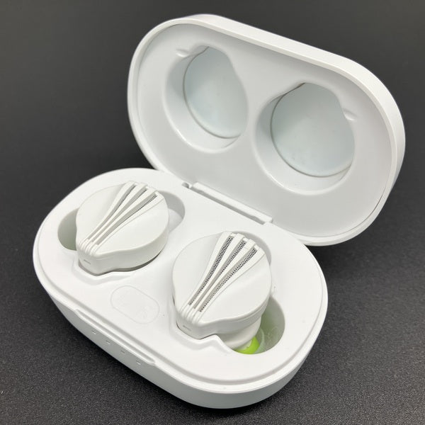 【中古】FW3 White 【FIO-FW3-W】【秋葉原】