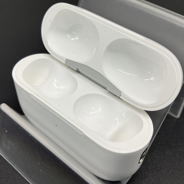 【中古】AirPods Pro (第2世代) 充電ケース (Lightning)【秋葉原】