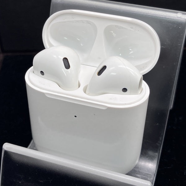 【中古】AirPods with Wireless Charging Case  MRXJ2J-A【名古屋】