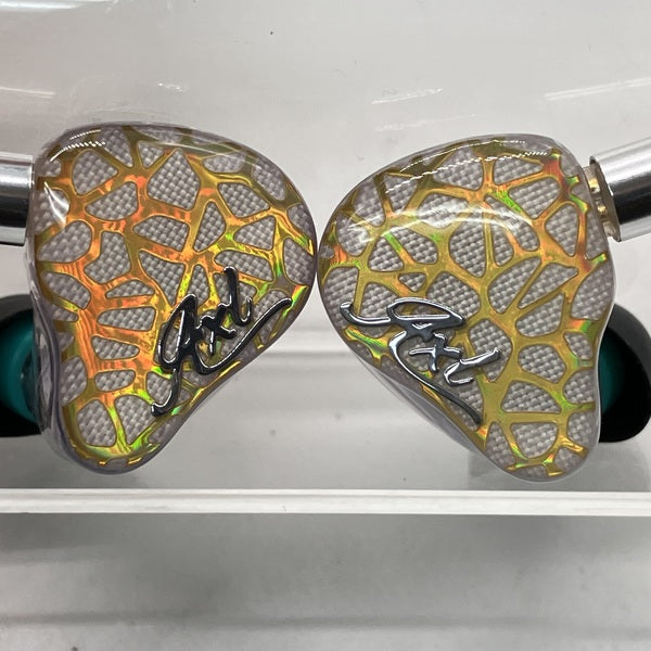 【中古】AXL　ユニバーサルモデル【秋葉原】