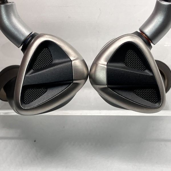 【中古】FH19 【FIO-IEM-FH19-B】【秋葉原】