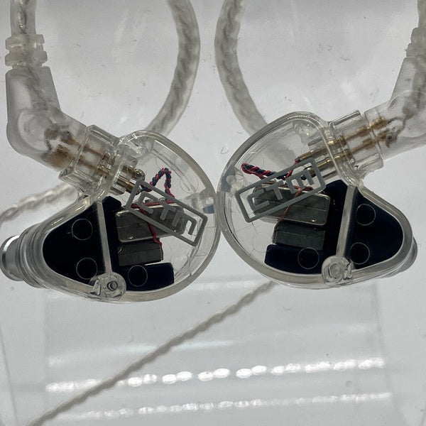 【中古】CE220 CLEAR【秋葉原】