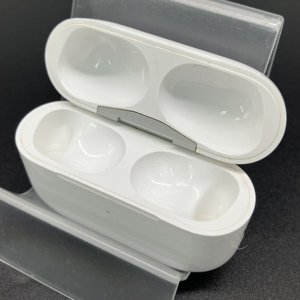 【中古】AirPods Pro (第2世代) 充電ケース (Lightning)【秋葉原】