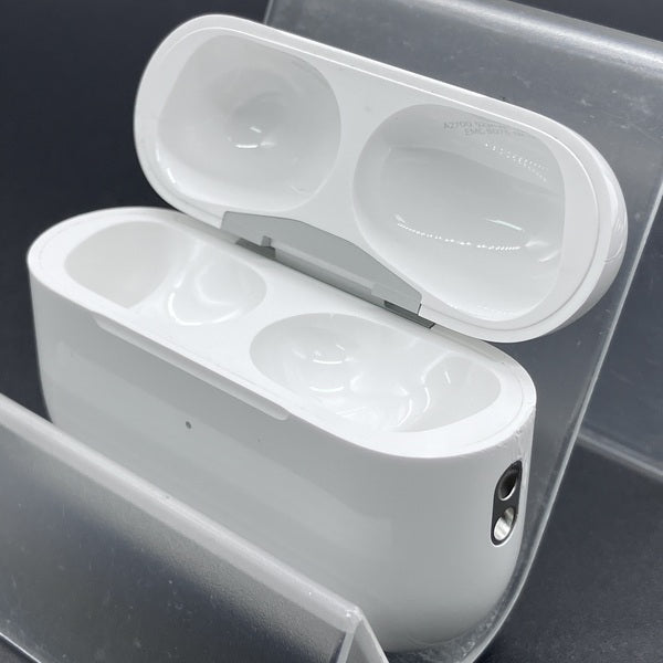 【中古】AirPods Pro (第2世代) 充電ケース (Lightning)【秋葉原】