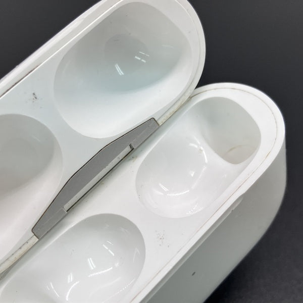 【中古】AirPods Pro 充電ケース【日本橋】