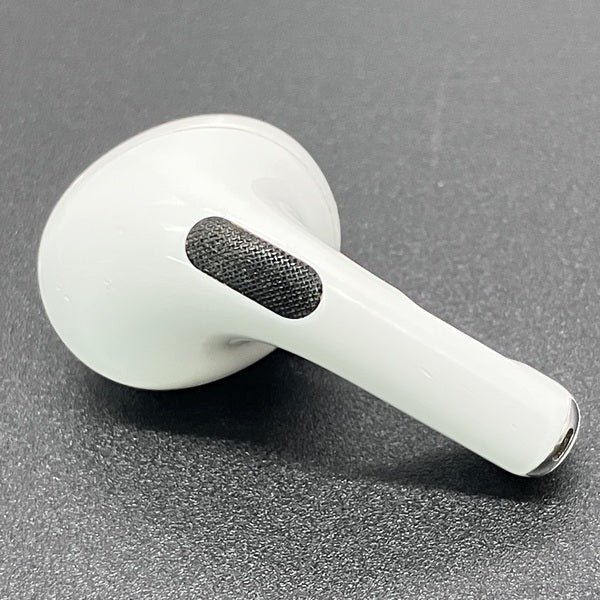 【中古】AirPods Pro （R側）【秋葉原】
