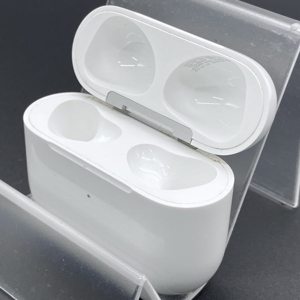 【中古】AirPods 充電ケース (第3世代)【日本橋】