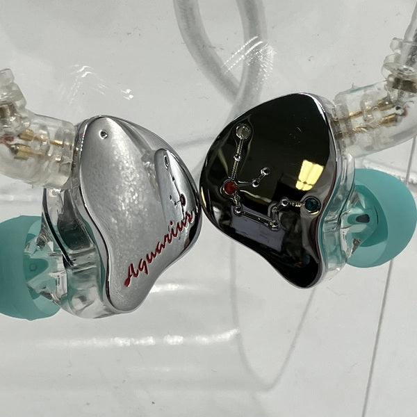 【中古】AQUARIUS【日本橋】