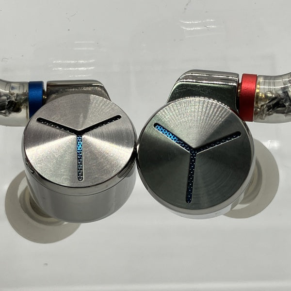 【中古】FA7s Silver 【FIO-IEM-FA7S-S】【秋葉原】