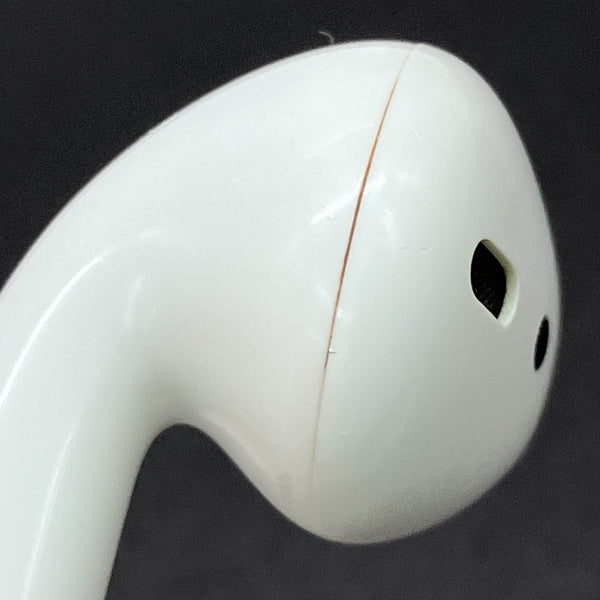 【中古】AirPods with Wireless Charging Case  MRXJ2J-A【日本橋】