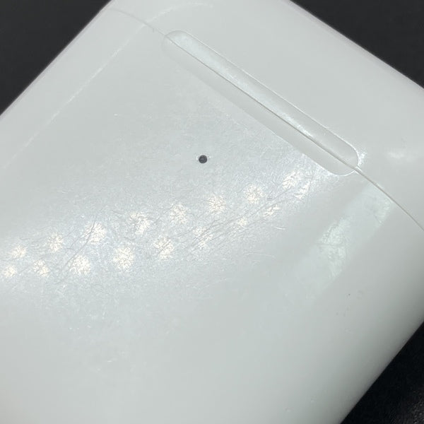 【中古】AirPods with Wireless Charging Case  MRXJ2J-A【日本橋】