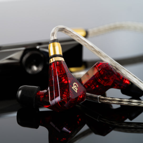 Trifecta Crimson【CAM-3174】
