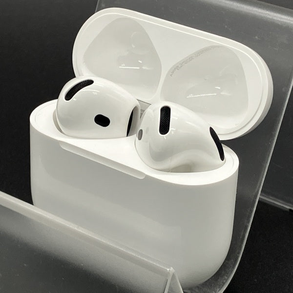 【中古】AirPods 4 MXP63J/A【秋葉原】