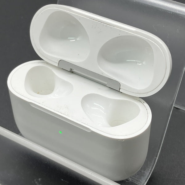 【中古】AirPods 充電ケース (第3世代)【秋葉原】