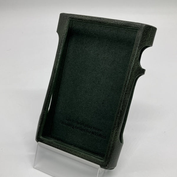 【中古】M3 Ultra 専用レザーケース グリーン【秋葉原】