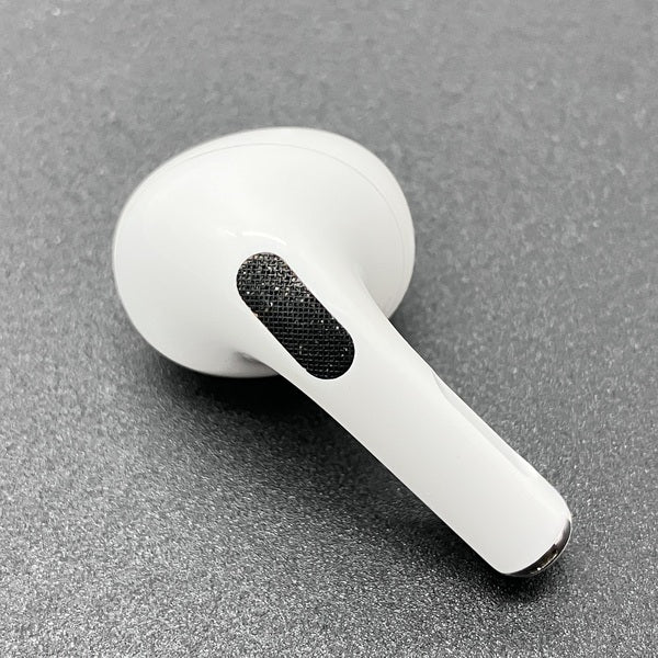 【中古】AirPods Pro （R側）【秋葉原】