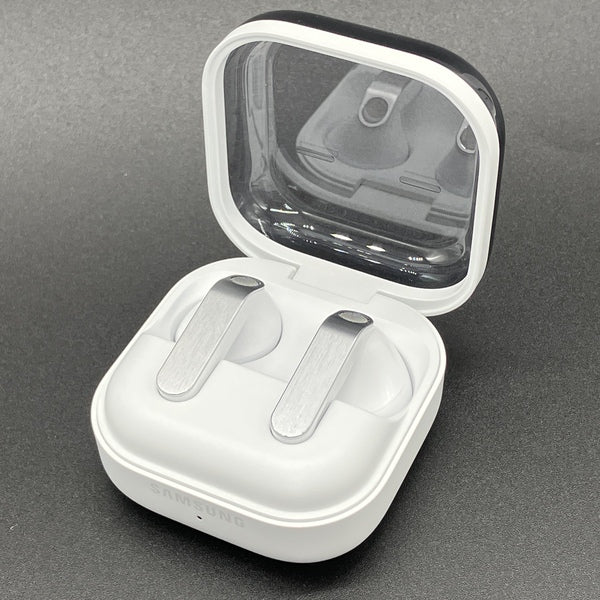 【中古】Samsung Galaxy Buds4 White【秋葉原】