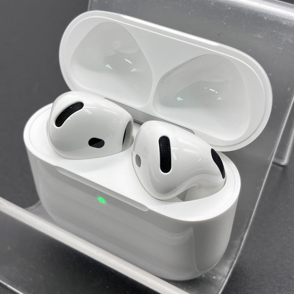 【中古】AirPods 4 MXP63J/A【秋葉原】