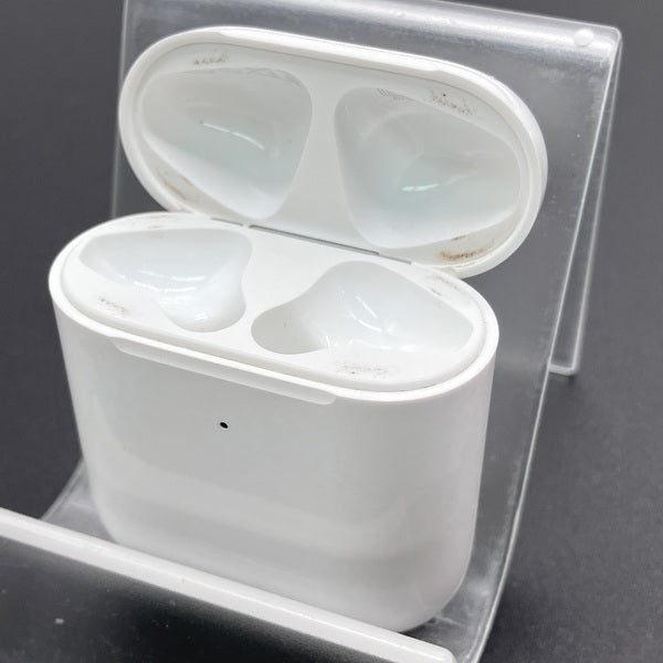【中古】Wireless Charging Case for AirPods MR8U2J/A【秋葉原】